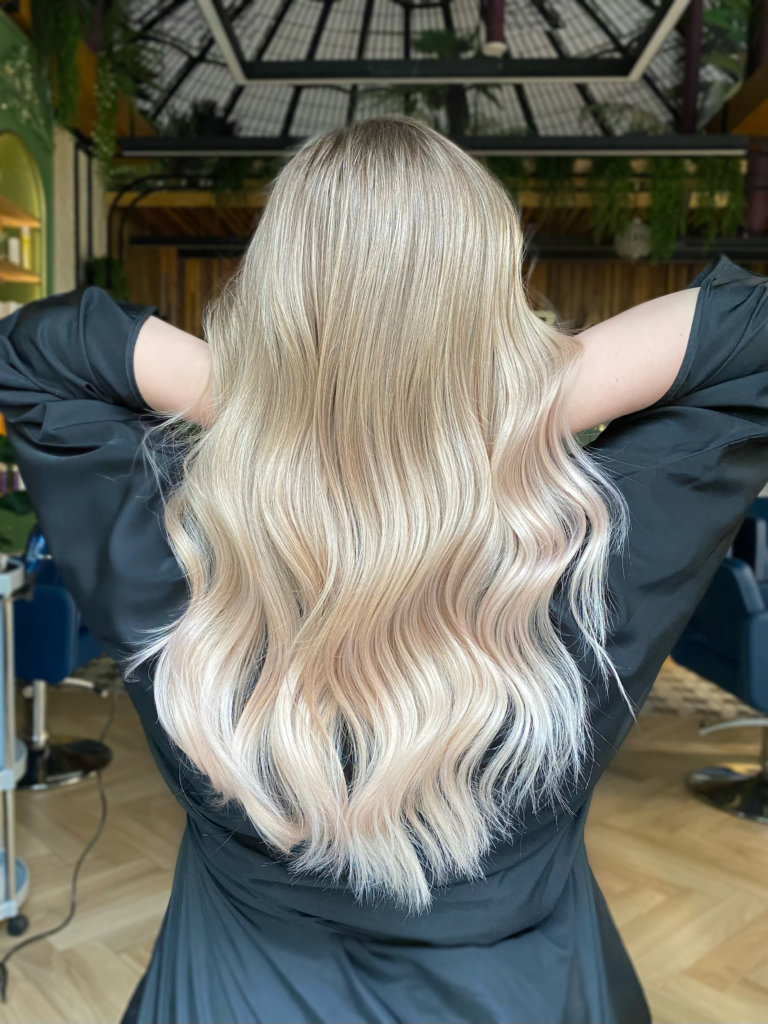 Советы по уходу за осветленными волосами